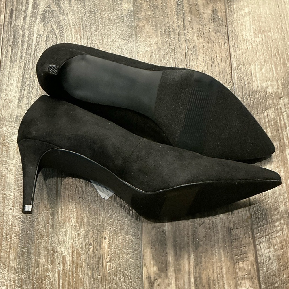 GAP Classic Faux Suede Black Pointed-Toe Women's Pump Size 8 - Picture 9 of 12